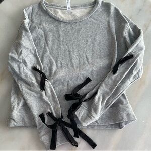 Baseline Athletics Gray Women's Top with Black Ribbon Accents size S